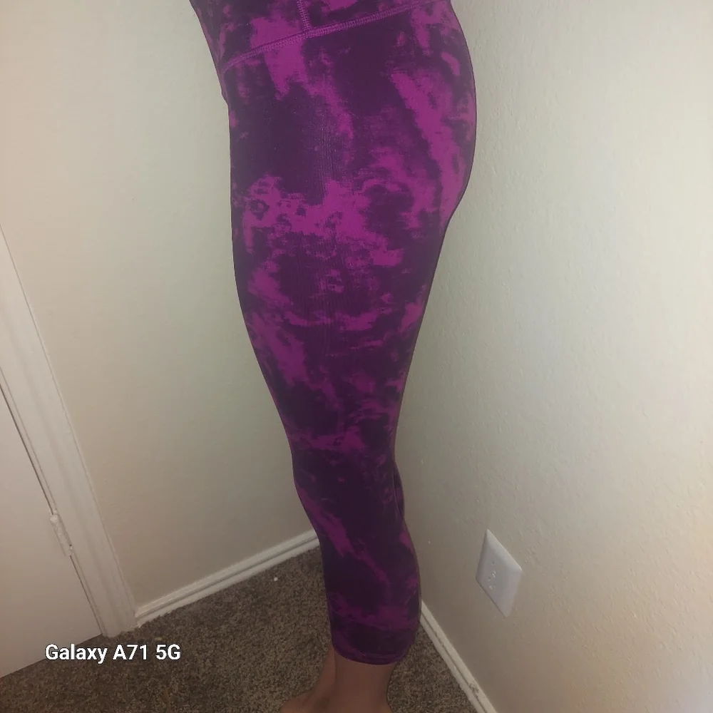LULULEMON NEW NT.....Sculpting – Vibrant – High-rise – Stretchy – Performance